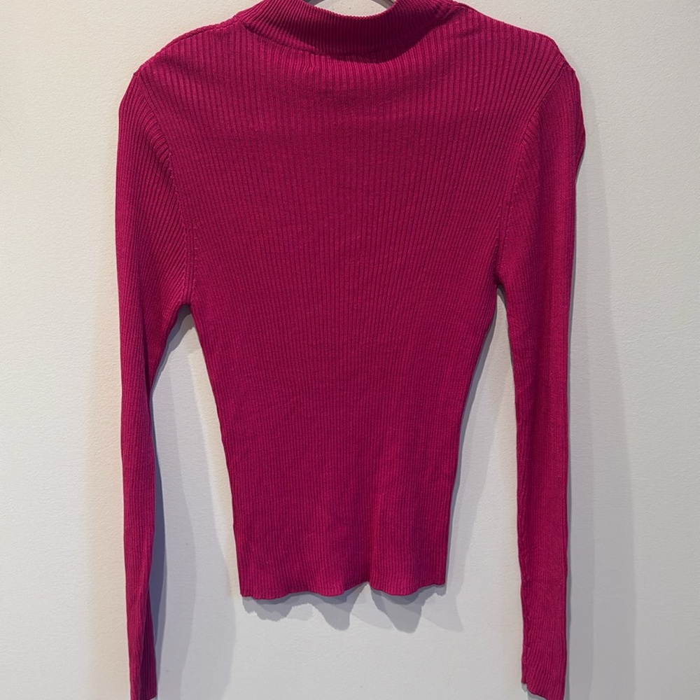 Carole Little Fuchsia Ribbed Knit Top 100% Silk - Picture 4 of 4